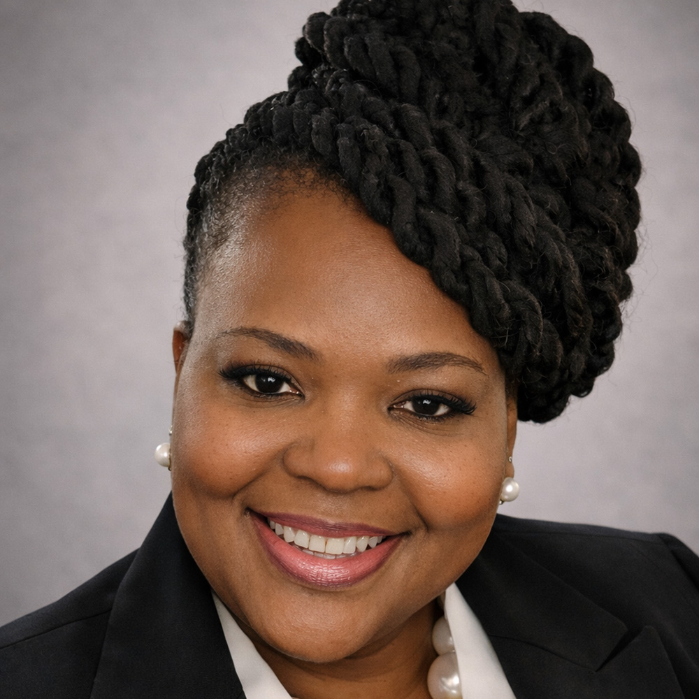 Trainer Mayemona Franklin Photo